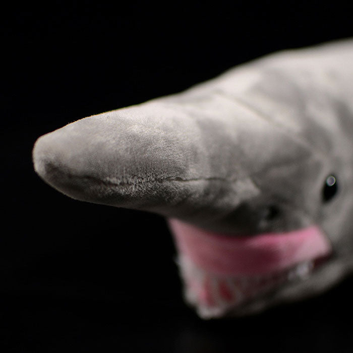 Simulation devil shark doll Euclidean pointed kiss shark doll simulation animal plush toy model gift