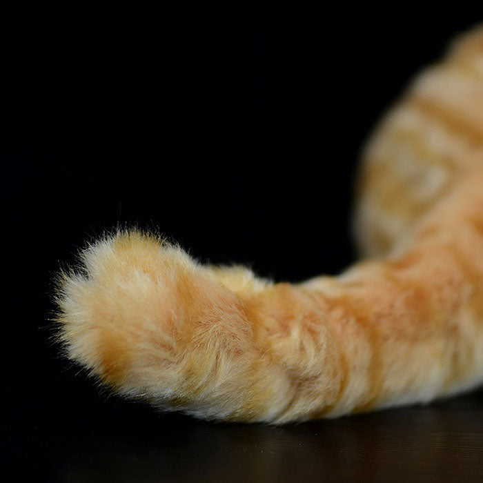 Japanese crouching cute tiger cat doll simulation doll